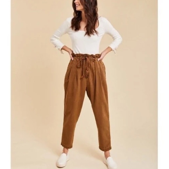 Free People Pants - Free People Margate Paperbag Waist Pleated Trouser Pants Khaki Size XS
